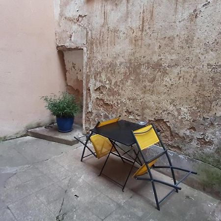 Yellow Studio - Poitiers Coeur De Ville Bagian luar foto